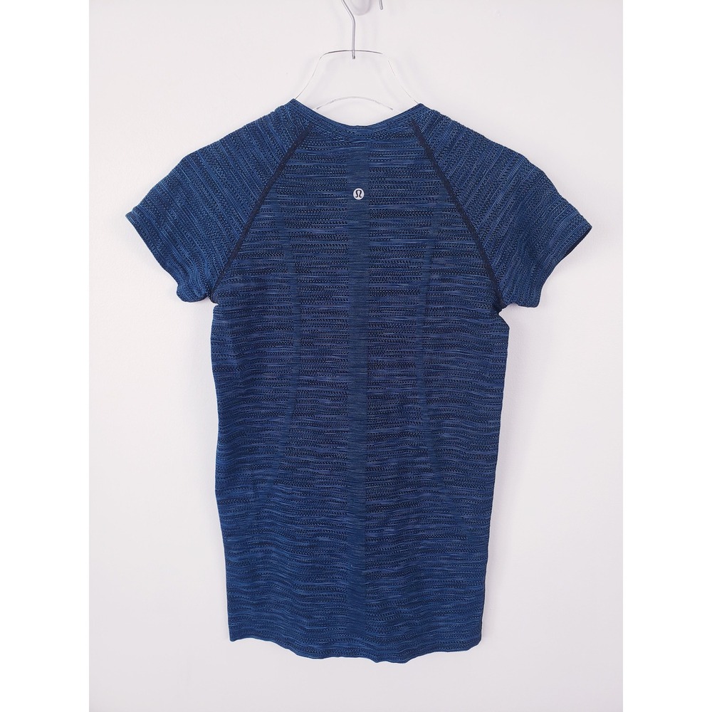 Lululemon Swiftly Tech Short Sleeve Blue‎ Stripe Activewear Top Womens Size 8